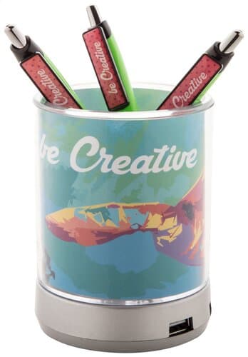 Tobi Stifteköcher mit USB Hub