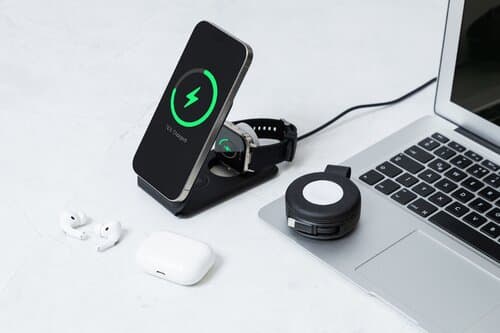 LuxCharge Stand Handyhalter mit kabellosem Ladegerät, RPU