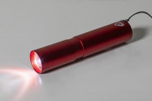 Chargelight Tone wiederaufladbare Taschenlampe aus recyceltem Aluminium