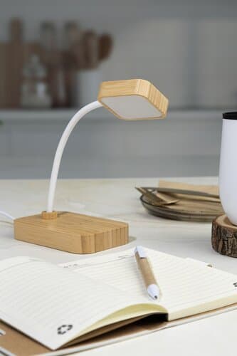 VoltGlow Multifunktionale Schreibtischlampe