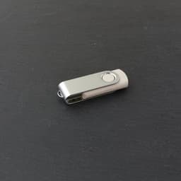Recycling-USB-Stick Twister – Bild 1