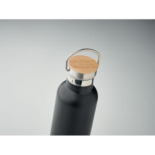HELSINKI MED Isolierflasche 750 ml