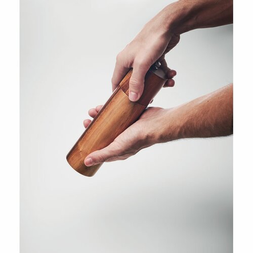 TUCCO Pfeffermühle Akazienholz