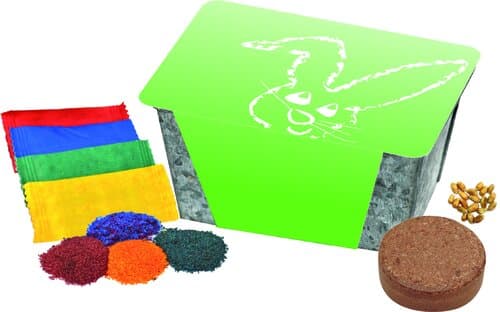 Wachsendes Osternest