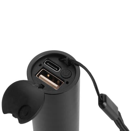 wolf outdoor® ZAGROS wiederaufladbare Taschenlampe