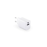 WEGENER Ladegerät mit USBA Anschluss 18W und USBC 20W in Recyceltes ABS 100 rABS