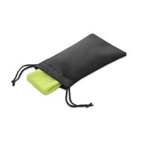 BERNAL. Sporthandtuch aus recyceltem Polyester (100% rPET) dient zur Erfrischung mit Vliesstoffbeutel