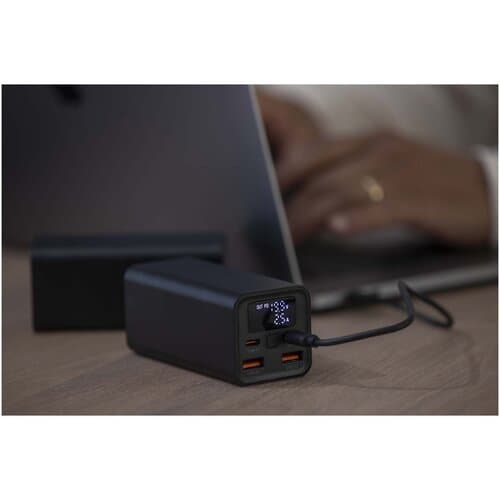 Acamar 70 W 20.000 mAh Laptop Powerbank aus recyceltem Aluminium