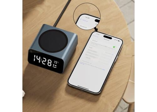 Xoopar Reddi Charge PD Uhr mit kabelloses Ladegerät