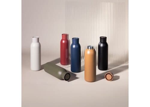 Sagaform Tekla Push Stahlisolierflasche mit Druckverschluss (recycelt) 500 ml