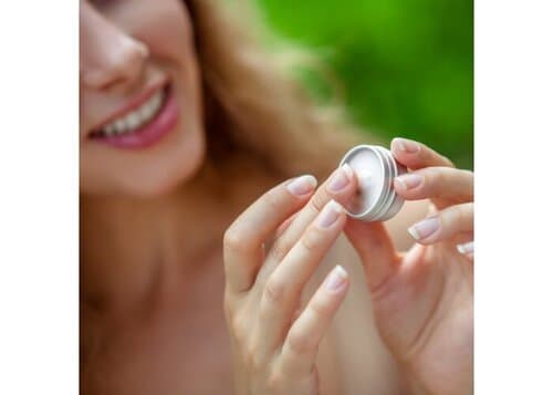 Runde Lippenbalsam-Dose aus recyceltem Aluminium