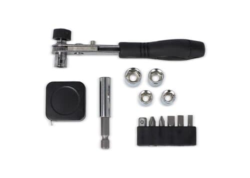 13-teiliges Werkzeugset in Bambusbox