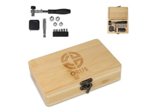 13-teiliges Werkzeugset in Bambusbox