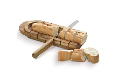 Brotbrett mit Messer