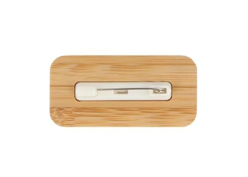 Namensschild aus Bambus mit Anstecknadel