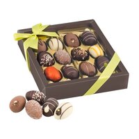 Geschenkartikel  Präsentartikel OsterPräsent Pralineneier  12 ConfiserieEier 240 g