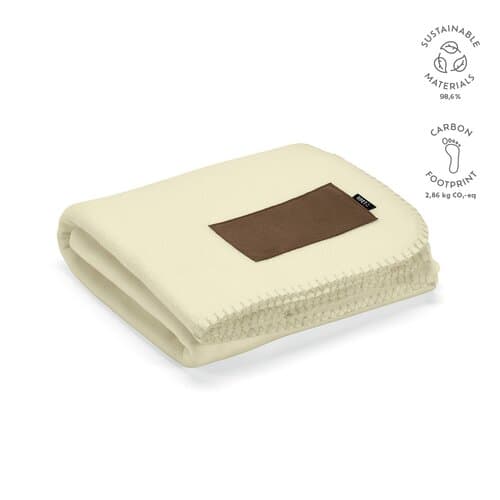 Pollock Decke aus rPET (180 g/m²). Mit personalisierbarem Aufnäher