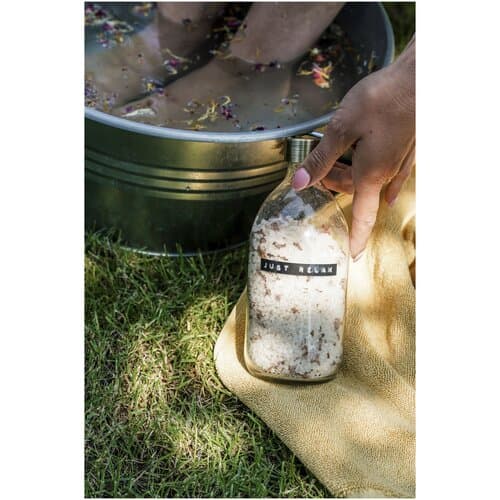 Wellmark Just Relax Badesalz mit Rosenduft, 500 ml