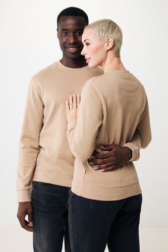 IQONIQ Denali ungefärbt. Rundhals-Sweater aus recycelter BW